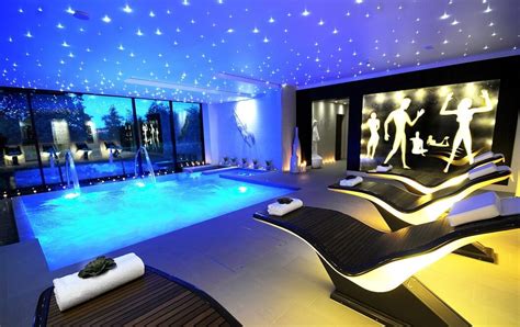 Why You Need a Luxury Guncast Swimming Pool in Your Hotel