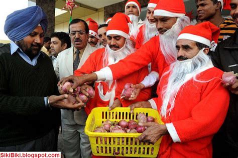 15 Things That Would Happen If Santa Claus Were Indian - ScoopWhoop