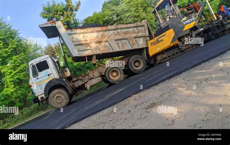 India Highway Construction High Resolution Stock Photography and Images - Alamy