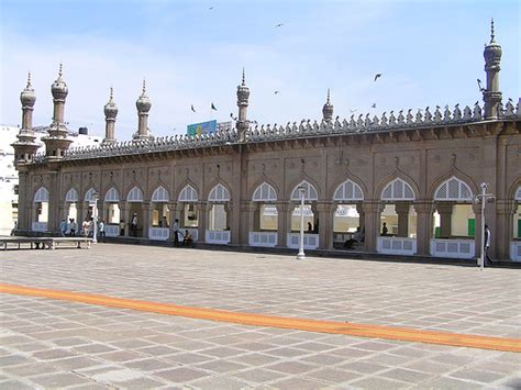 Welcome to the Islamic Holly Places: Mecca Masjid (Hyderabad) India