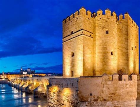 Roman bridge and Calahorra tower - Córdoba