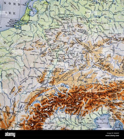 Skříňka steak vrtule central europe physical map korupce Pat Diplom