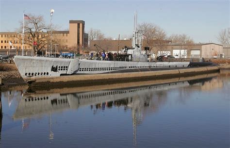 Air Force and Army veteran duo aims to restore WWII submarine