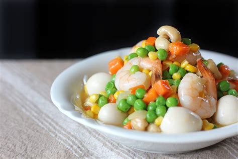 Sipo Egg (Mixed Vegetables with Shrimps and Quail Eggs) | Recipe ...