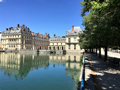 10 Reason You Should Visit Chateau Fontainebleau - That Texas Couple