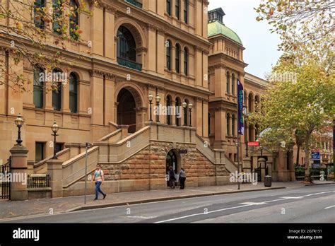 Sydney, Australia. The historic Sydney Hospital building on Macquarie ...