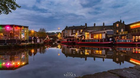 Skipton Canal Basin lit up at night. By Malcolm Stoney | Skipton, Canal, North yorkshire