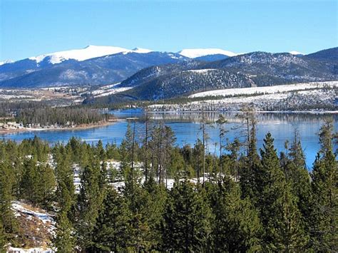 Lake Dillon, Colorado: A Stunning Freshwater Reservoir