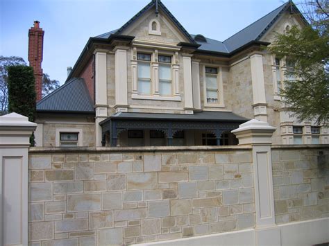 Building with Basket Range sandstone all natural SA stone