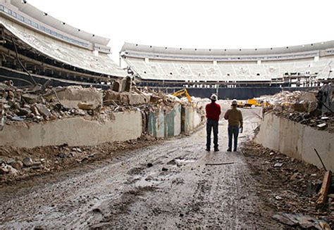 Veterans Stadium - history, photos and more of the Philadelphia Phillies former ballpark