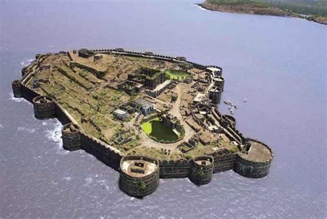 Murud Janjira Fort, Maharashtra | Timings, History, Images