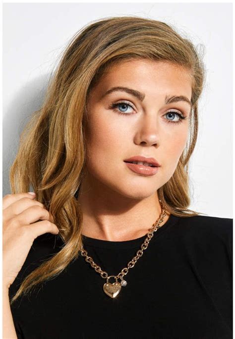 GUESS Gold-Tone Chain-Link Logo Necklace | Heart shaped lock, Gold ...