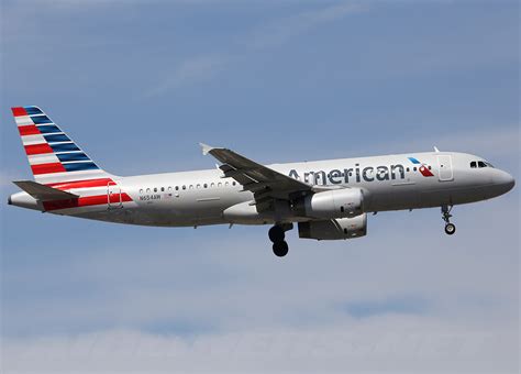 Airbus A320 American Airlines. Photos and description of the plane