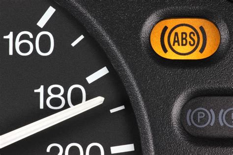 ABS Light on Dashboard - What Does it mean? - Mechanic Base