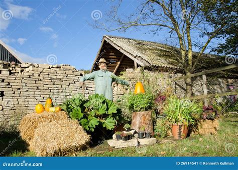 Harvest Festival Decoration Editorial Photo - Image: 26914541