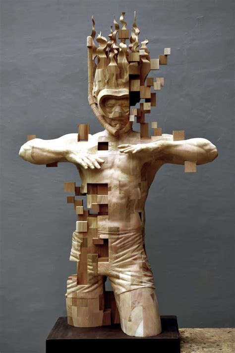 Wood Sculptor Hsu Tung Han's Newest Pixelated Wood Sculpture