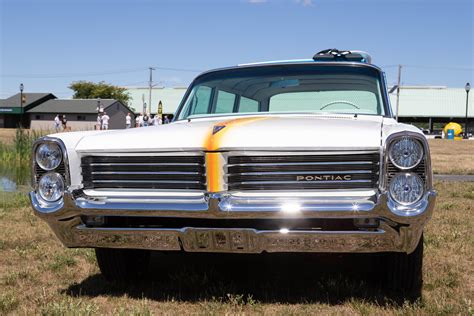 1964 Pontiac Catalina Safari | Saratoga Auto Auction