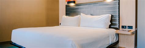 Hotel Rooms in Bricktown OKC | Aloft Oklahoma City Downtown - Bricktown