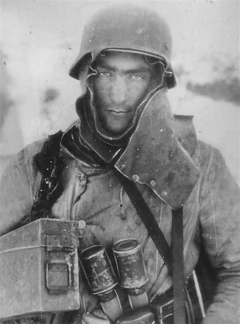 Wehrmacht soldier Eastern Front | World War Photos