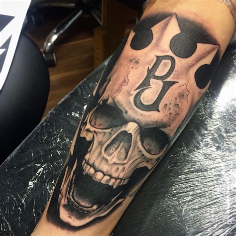 Pearl Jam skull tattoo by Sammysurjaytattoo | Pearl jam tattoo, Pearl jam, Tattoo designs