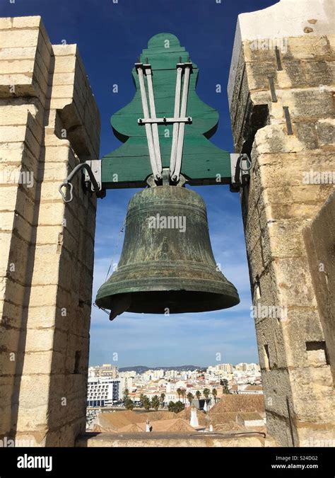 Faro cathedral hi-res stock photography and images - Alamy