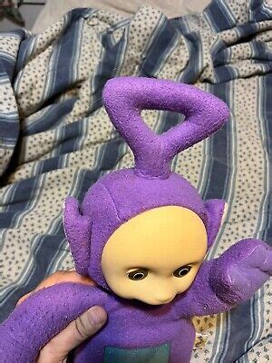 "Big Hug" It's A Classic Purple Large Tinkie Winkie Teletubbie | eBay