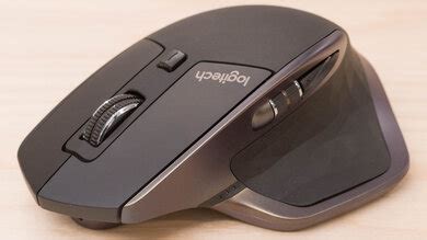 Logitech MX Master vs Logitech MX Master 3S Side-by-Side Mouse ...