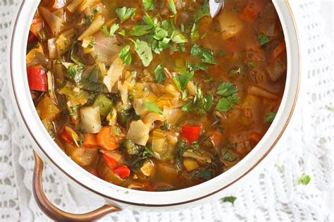 Sopa de verduras (Spanish Soup with Vegetables)