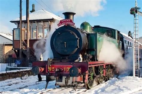 The magical Christmas steam train you can ride in Scotland this winter ...