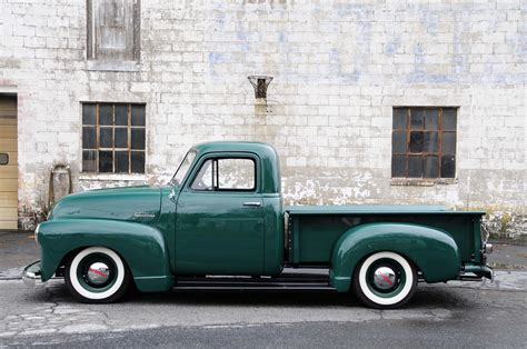 Lenny Giambalvo’s 1952 Chevy Truck is Built Around Family Values - Hot Rod Network