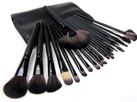 32 Makeup Brush Set And Their Uses | Saubhaya Makeup