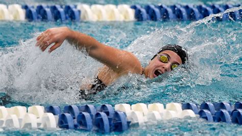 AGR: All-Greater Rochester Girls Swimming and Diving Team Fall 2018