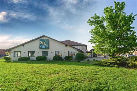 Carbondale Hotel Coupons for Carbondale, Illinois - FreeHotelCoupons.com