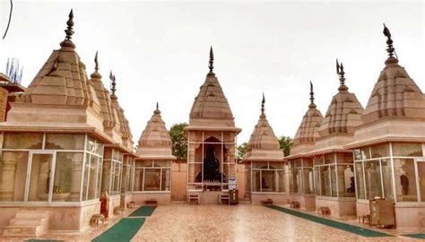 6 Most Famous Temples In Guwahati You Must Visit In 2024