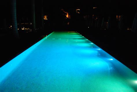 List of the Best Rooftop Pools in Los Angeles