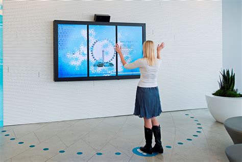 Interactive Display Solutions | Hansab Global