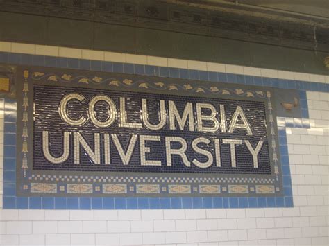 File:Columbia University sign in subway station IMG 0974.JPG - Wikipedia