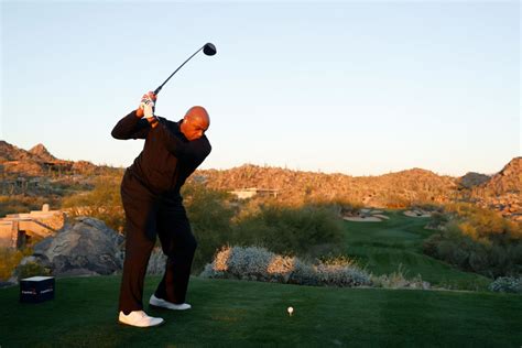 Charles Barkley Reveals The 1 Thing That Fixed His Golf Swing - The Spun