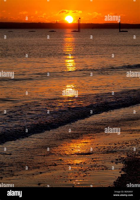 Southsea beach, Portsmouth at sunset Stock Photo - Alamy