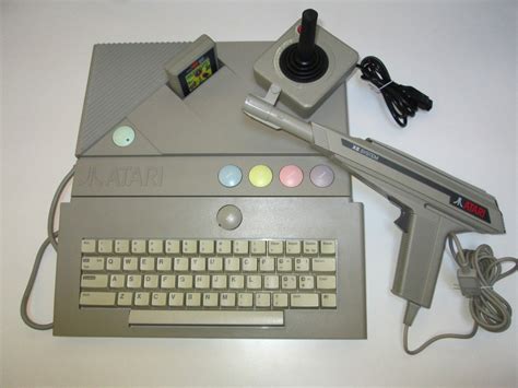 Atari XE-System (XEGS) with Accessories | nIGHTFALL Blog / RetroComputerMania.com