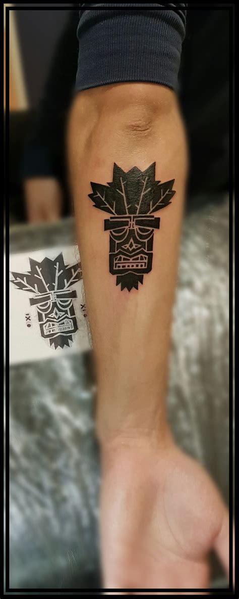 Aku Aku - Crash Bandicoot Small Tattoos For Guys, Cool Small Tattoos, Sketch Tattoo Design ...