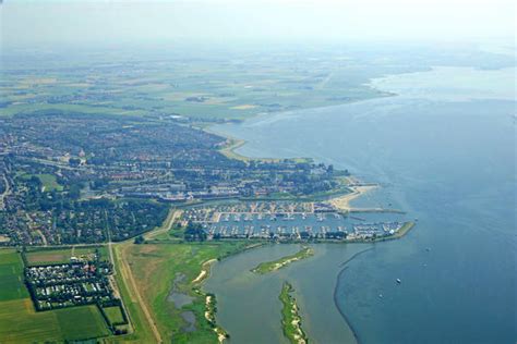 Hellevoetsluis Harbor in Hellevoetsluis, Netherlands - harbor Reviews ...