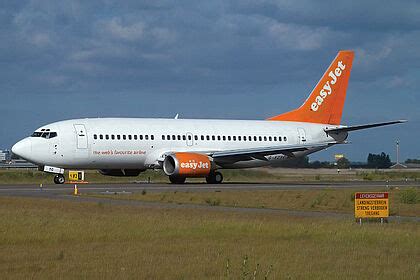 easyJet Boeing 737-300 | Latest Photos | Planespotters.net