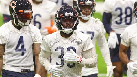 Bears GM: CB Jaylon Johnson Is Player To 'Keep Here For A While'