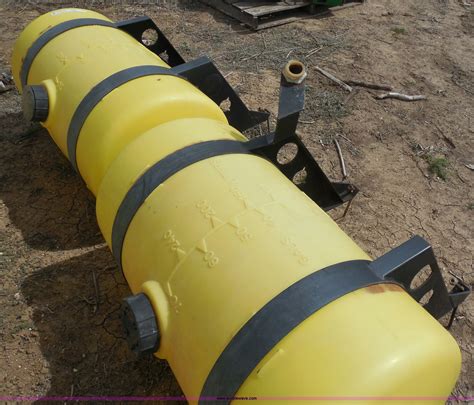 (2) John Deere 70 gallon liquid fertilizer tanks in Lyons, KS | Item AG9871 sold | Purple Wave