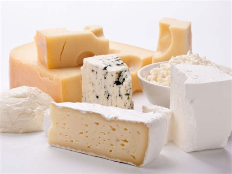 8 Types of Cheese (Using French Classification System)