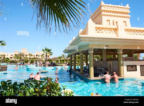 Swim Up Bar Within The Hotel Riu Touareg Boa Vista Cape Verde Islands Africa Stock Photo - Alamy