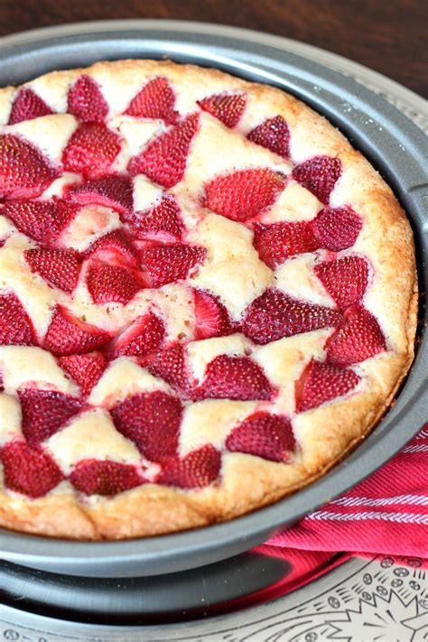 Try this basic strawberry cake, a Martha Stewart recipe, which highlights seasonal berries ...