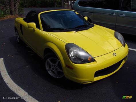 2001 Solar Yellow Toyota MR2 Spyder Roadster #50085451 Photo #4 | GTCarLot.com - Car Color Galleries