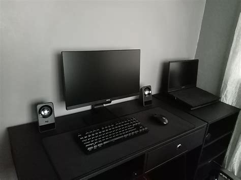 Minimalist Budget Setup with Legion 5 Laptop : desksetup